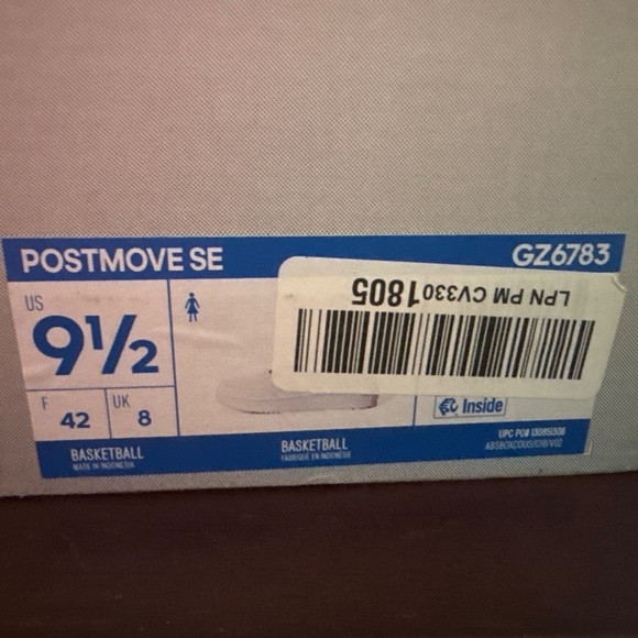 Adidas Women's Postmove Basketball Shoe 9.5 in box - Picture 14 of 14